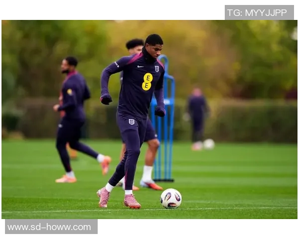 足球世界杯球队备战训练营地探秘